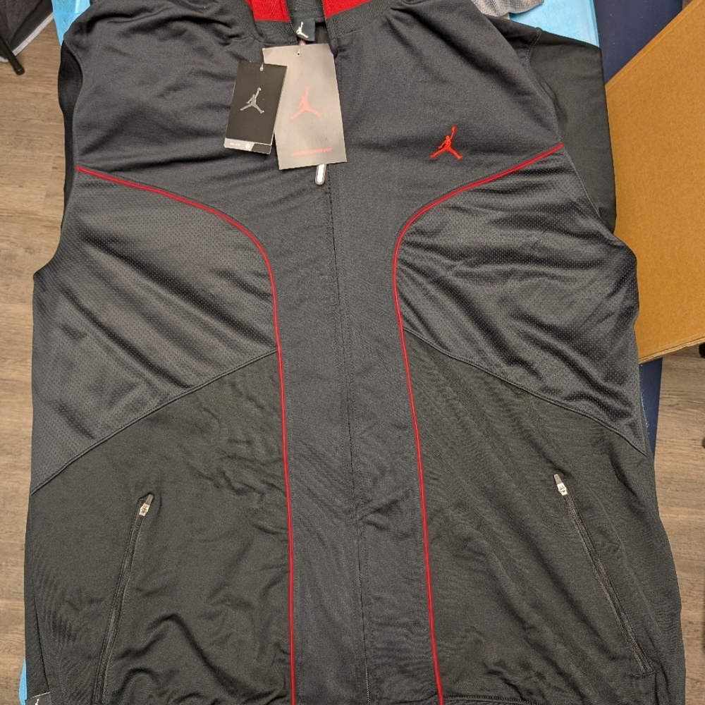 Nike Air Jordan Jumpman BRED Men's Full-Zip Track Jacket — Size XLT | NWT